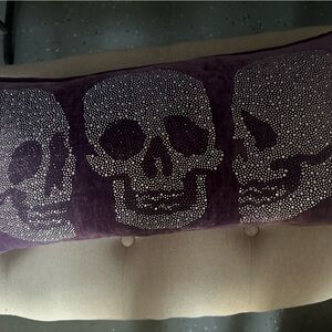Halloween velvet decorative pillow